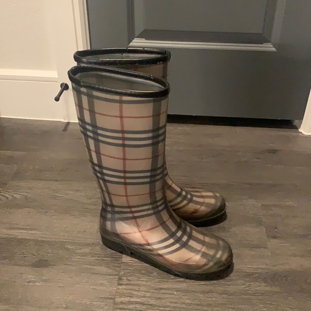 Authentic Burberry rain boots